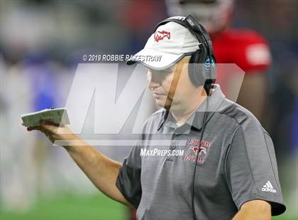 Thumbnail 3 in Duncanville vs. North Shore (UIL 6A Division 1 Final) photogallery.