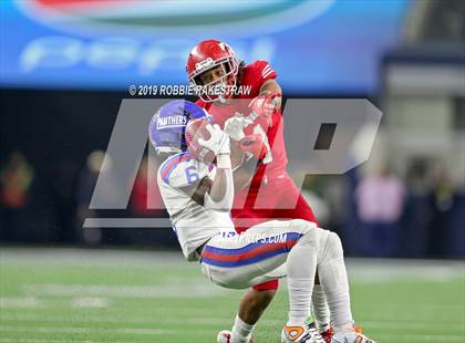 Thumbnail 1 in Duncanville vs. North Shore (UIL 6A Division 1 Final) photogallery.