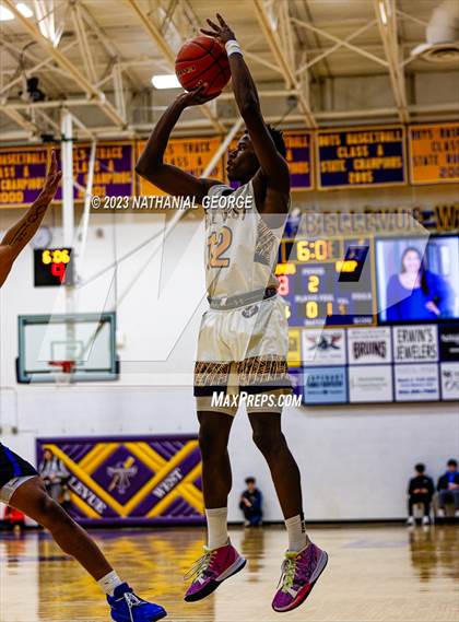 Thumbnail 2 in Creighton Prep @ Bellevue West photogallery.