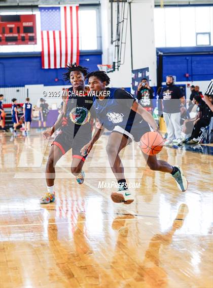 Thumbnail 2 in Lower East Side Prep Vs St. Albans Prep (NYC Elite 32 Fall Brawl Tipoff) photogallery.