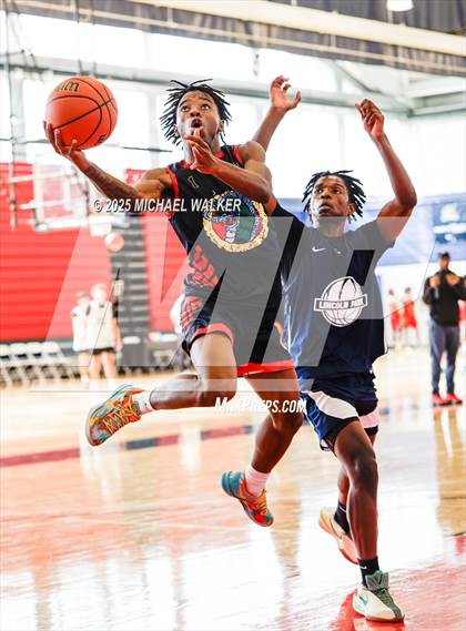 Thumbnail 1 in Lower East Side Prep Vs St. Albans Prep (NYC Elite 32 Fall Brawl Tipoff) photogallery.