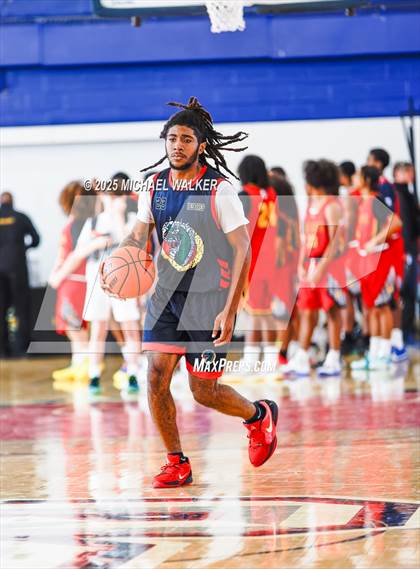 Thumbnail 1 in Lower East Side Prep Vs St. Albans Prep (NYC Elite 32 Fall Brawl Tipoff) photogallery.