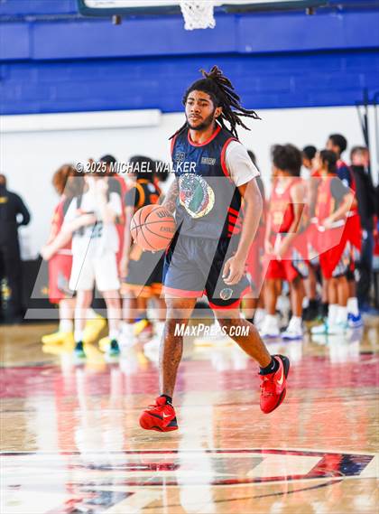 Thumbnail 3 in Lower East Side Prep Vs St. Albans Prep (NYC Elite 32 Fall Brawl Tipoff) photogallery.