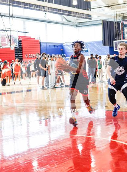 Thumbnail 2 in Lower East Side Prep Vs St. Albans Prep (NYC Elite 32 Fall Brawl Tipoff) photogallery.