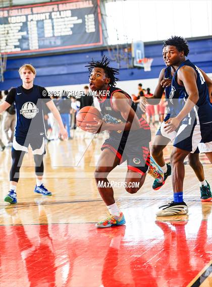 Thumbnail 1 in Lower East Side Prep Vs St. Albans Prep (NYC Elite 32 Fall Brawl Tipoff) photogallery.