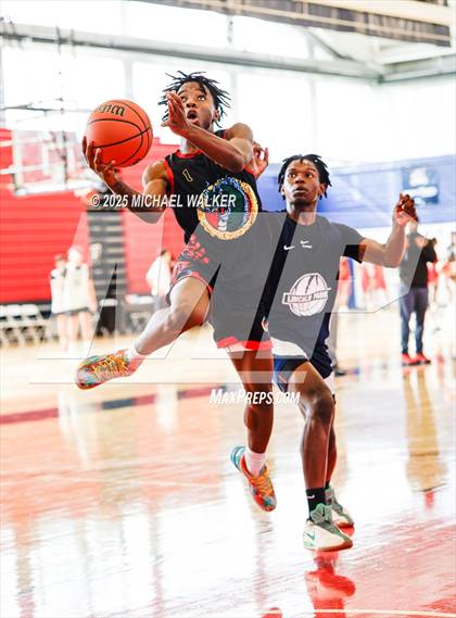 Thumbnail 3 in Lower East Side Prep Vs St. Albans Prep (NYC Elite 32 Fall Brawl Tipoff) photogallery.