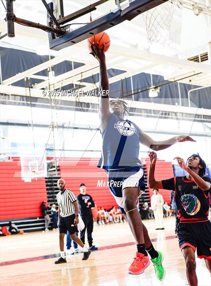 Thumbnail 2 in Lower East Side Prep Vs St. Albans Prep (NYC Elite 32 Fall Brawl Tipoff) photogallery.