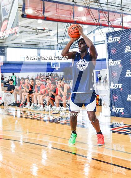 Thumbnail 3 in Lower East Side Prep Vs St. Albans Prep (NYC Elite 32 Fall Brawl Tipoff) photogallery.