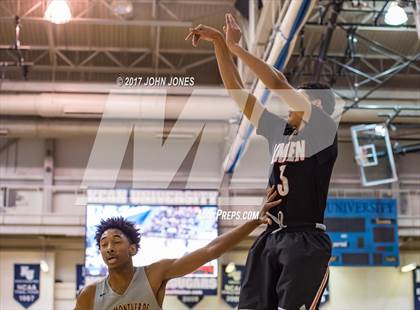 Thumbnail 3 in Montverde Academy vs. Linden (Metro Classic) photogallery.