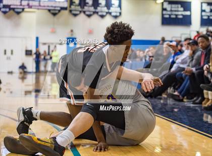 Thumbnail 2 in Montverde Academy vs. Linden (Metro Classic) photogallery.
