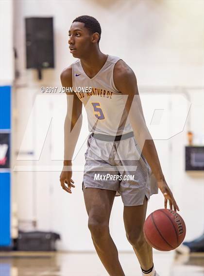 Thumbnail 2 in Montverde Academy vs. Linden (Metro Classic) photogallery.