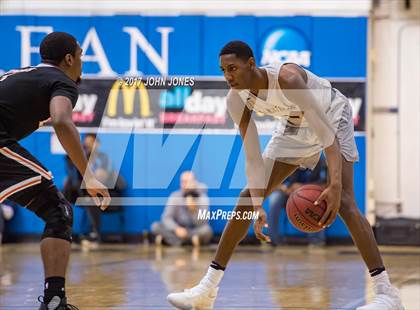 Thumbnail 2 in Montverde Academy vs. Linden (Metro Classic) photogallery.