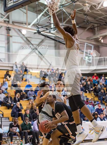 Thumbnail 1 in Montverde Academy vs. Linden (Metro Classic) photogallery.