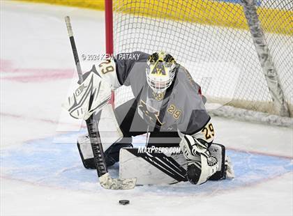 Thumbnail 2 in Amity Regional vs. Cheshire (CIAC DII Semifinal) photogallery.