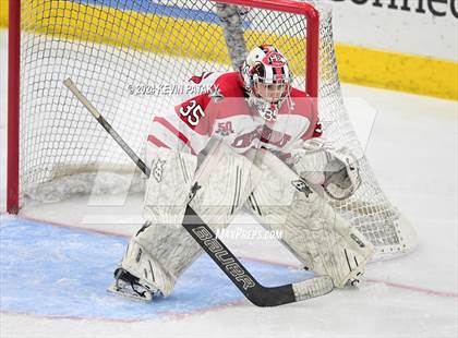 Thumbnail 2 in Amity Regional vs. Cheshire (CIAC DII Semifinal) photogallery.