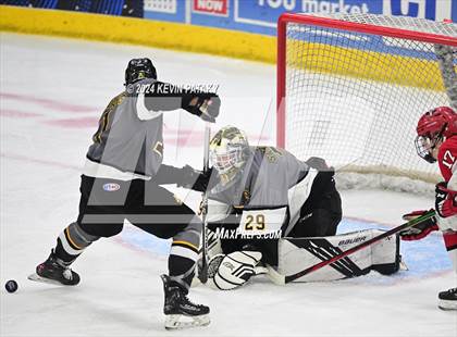 Thumbnail 2 in Amity Regional vs. Cheshire (CIAC DII Semifinal) photogallery.