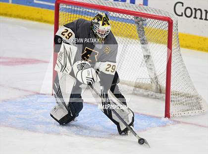 Thumbnail 2 in Amity Regional vs. Cheshire (CIAC DII Semifinal) photogallery.