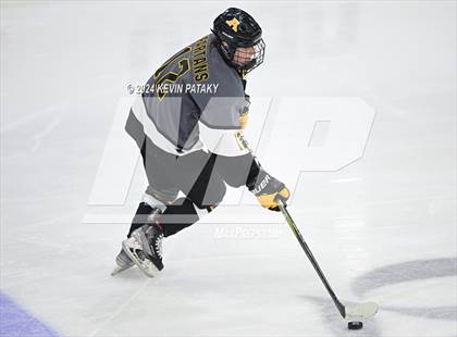Thumbnail 1 in Amity Regional vs. Cheshire (CIAC DII Semifinal) photogallery.