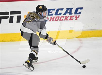Thumbnail 2 in Amity Regional vs. Cheshire (CIAC DII Semifinal) photogallery.
