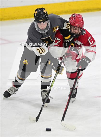 Thumbnail 3 in Amity Regional vs. Cheshire (CIAC DII Semifinal) photogallery.