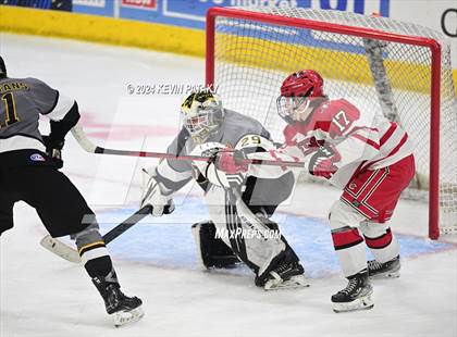 Thumbnail 3 in Amity Regional vs. Cheshire (CIAC DII Semifinal) photogallery.