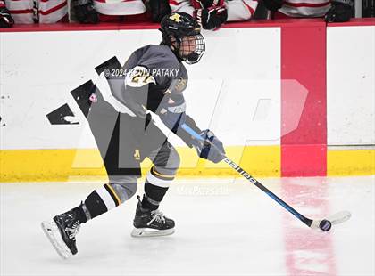 Thumbnail 2 in Amity Regional vs. Cheshire (CIAC DII Semifinal) photogallery.