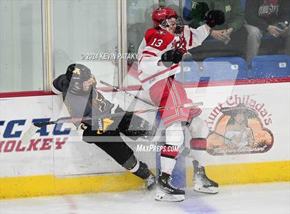 Thumbnail 3 in Amity Regional vs. Cheshire (CIAC DII Semifinal) photogallery.