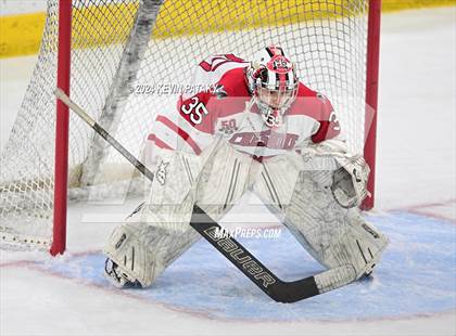 Thumbnail 2 in Amity Regional vs. Cheshire (CIAC DII Semifinal) photogallery.