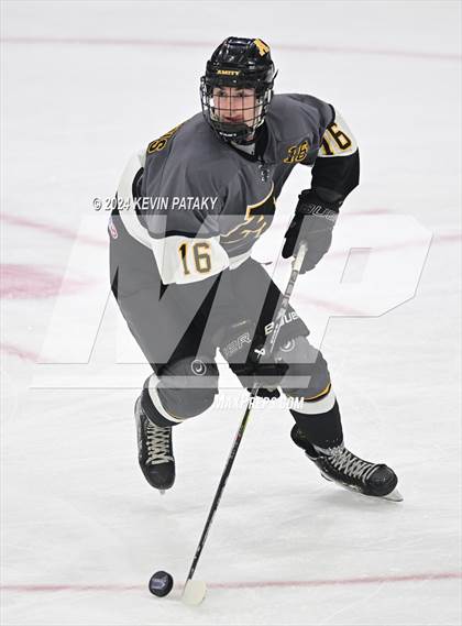 Thumbnail 1 in Amity Regional vs. Cheshire (CIAC DII Semifinal) photogallery.