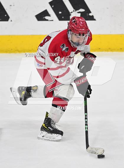 Thumbnail 2 in Amity Regional vs. Cheshire (CIAC DII Semifinal) photogallery.