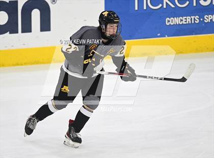 Thumbnail 3 in Amity Regional vs. Cheshire (CIAC DII Semifinal) photogallery.