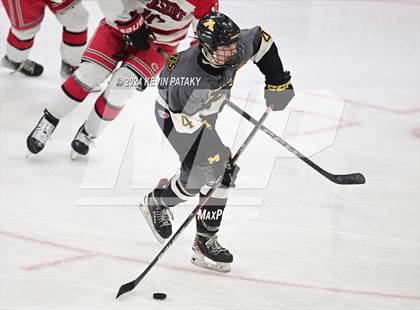 Thumbnail 2 in Amity Regional vs. Cheshire (CIAC DII Semifinal) photogallery.