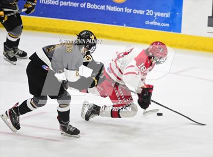 Thumbnail 2 in Amity Regional vs. Cheshire (CIAC DII Semifinal) photogallery.