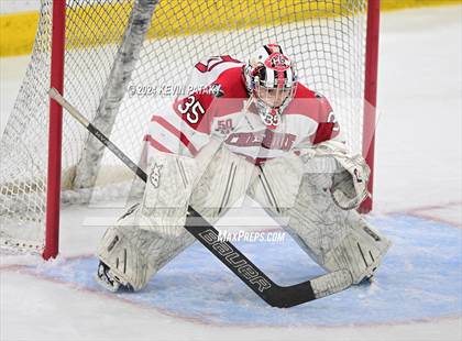 Thumbnail 2 in Amity Regional vs. Cheshire (CIAC DII Semifinal) photogallery.