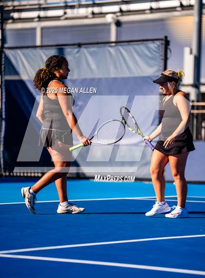 Thumbnail 2 in OHSAA Districts photogallery.