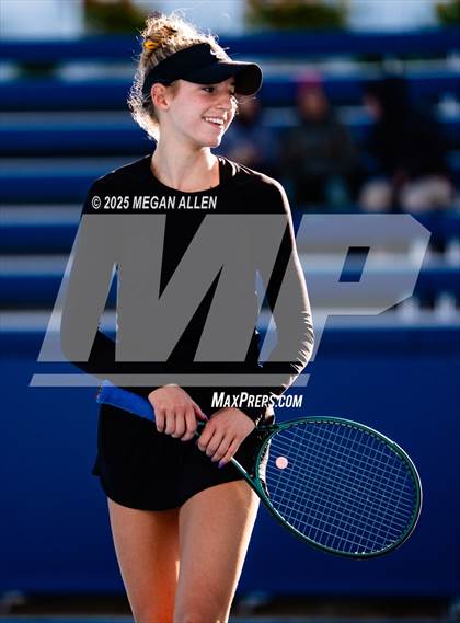 Thumbnail 1 in OHSAA Districts photogallery.