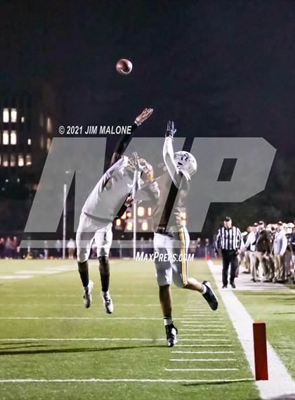 Thumbnail 2 in Menlo-Atherton @ Saint Francis (CIFCCS D1 Semi-Finals) photogallery.