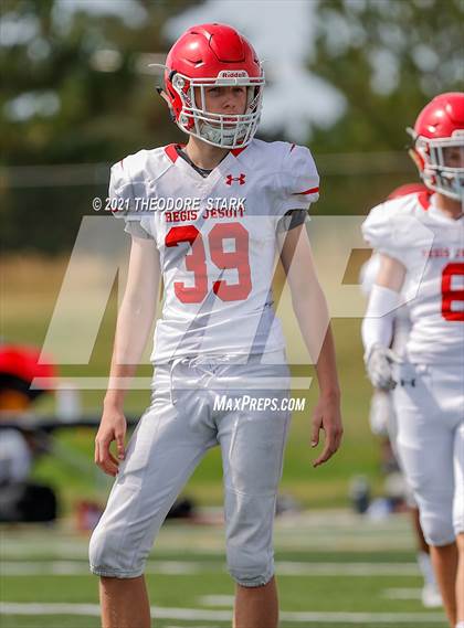 Thumbnail 1 in Regis Jesuit @ Grandview photogallery.
