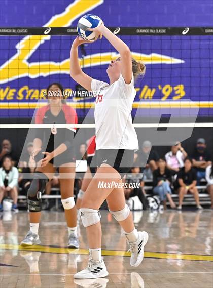 Thumbnail 1 in Cathedral Catholic vs. 'Iolani (Durango Fall Classic) photogallery.