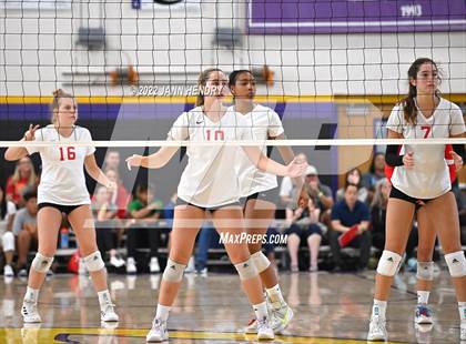 Thumbnail 2 in Cathedral Catholic vs. 'Iolani (Durango Fall Classic) photogallery.