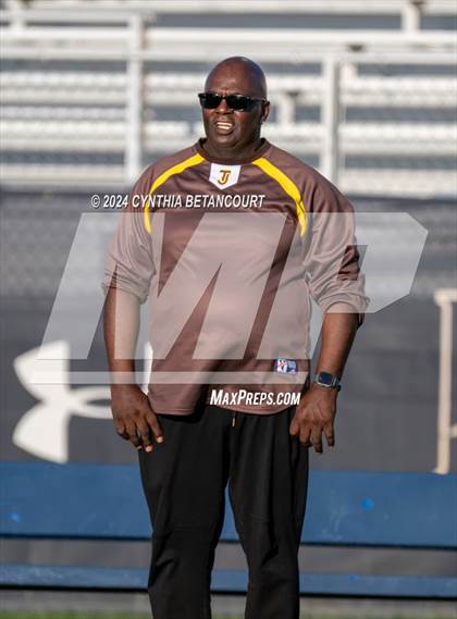 Thumbnail 2 in Mullen vs Thomas Jefferson photogallery.