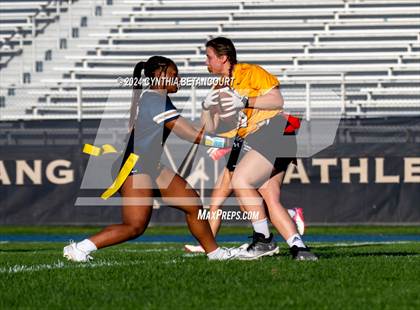 Thumbnail 3 in Mullen vs Thomas Jefferson photogallery.