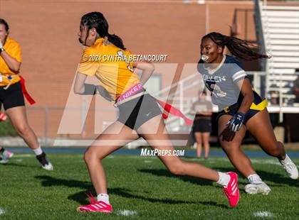 Thumbnail 1 in Mullen vs Thomas Jefferson photogallery.