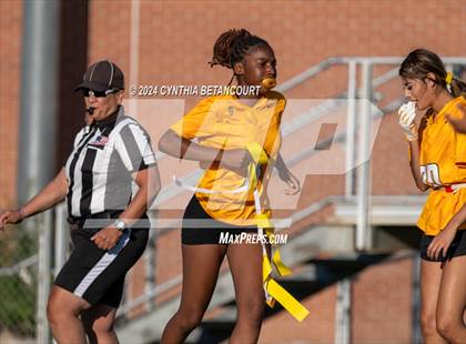 Thumbnail 3 in Mullen vs Thomas Jefferson photogallery.