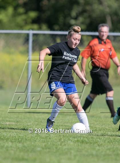 Thumbnail 3 in Irondequoit vs. Albion (Scrimmage) photogallery.