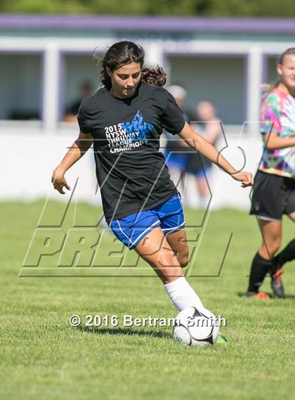 Thumbnail 1 in Irondequoit vs. Albion (Scrimmage) photogallery.