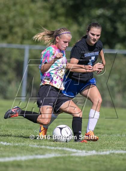 Thumbnail 3 in Irondequoit vs. Albion (Scrimmage) photogallery.