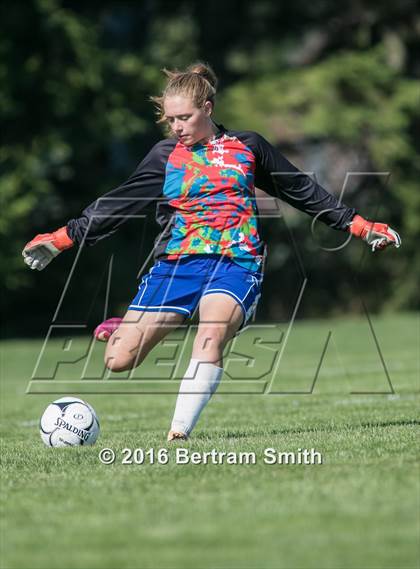 Thumbnail 2 in Irondequoit vs. Albion (Scrimmage) photogallery.