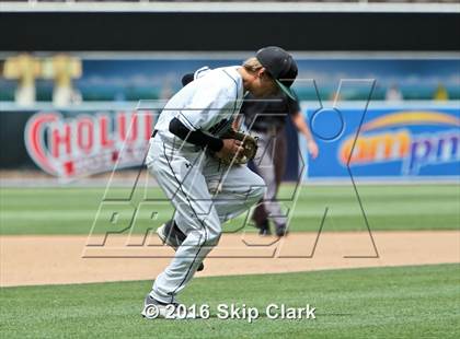 Thumbnail 2 in Mission Vista vs. Fallbrook photogallery.