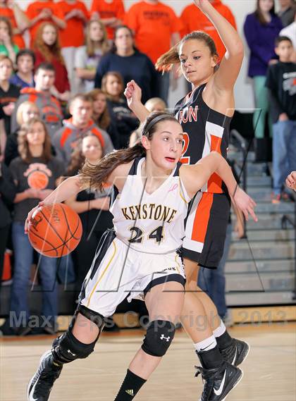 Thumbnail 2 in Clarion Area vs Keystone (District 9 KSAC Final) photogallery.